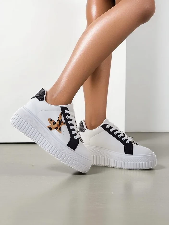 Resti Womens platform sports sneakers Elin