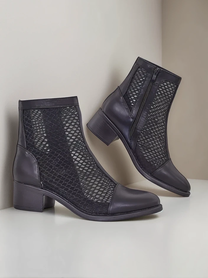 Resti Perforated Women&#039;s Low Heeled Ankle Boots Rowices