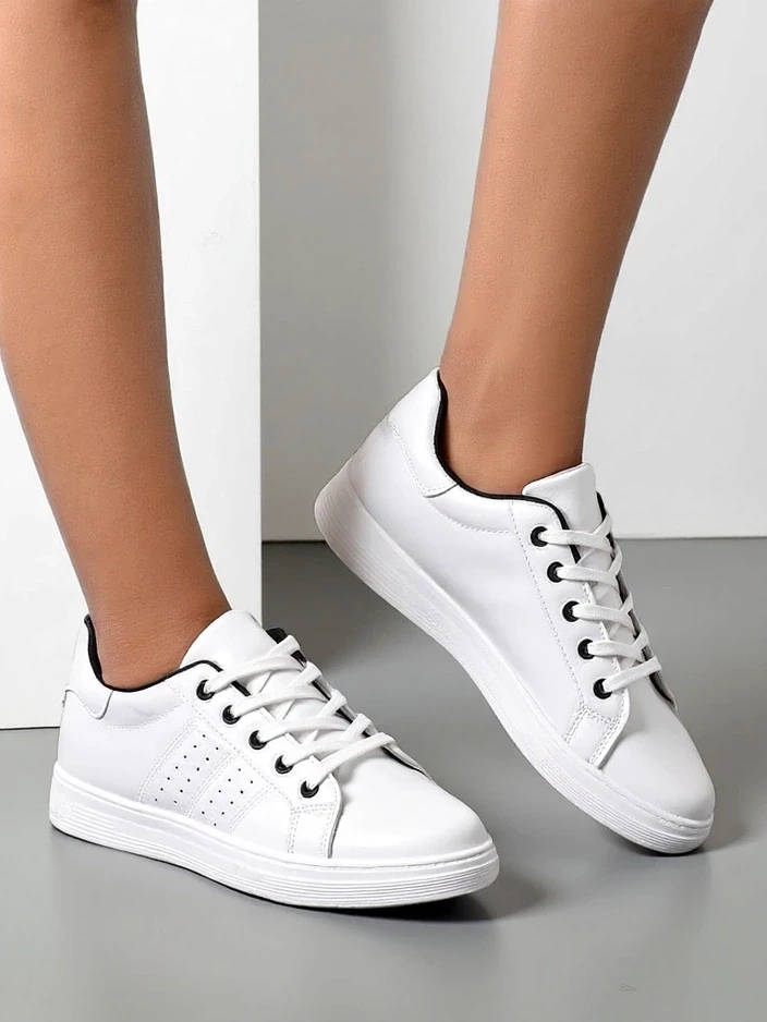 Resti Women's Fogod lace-up sports shoes