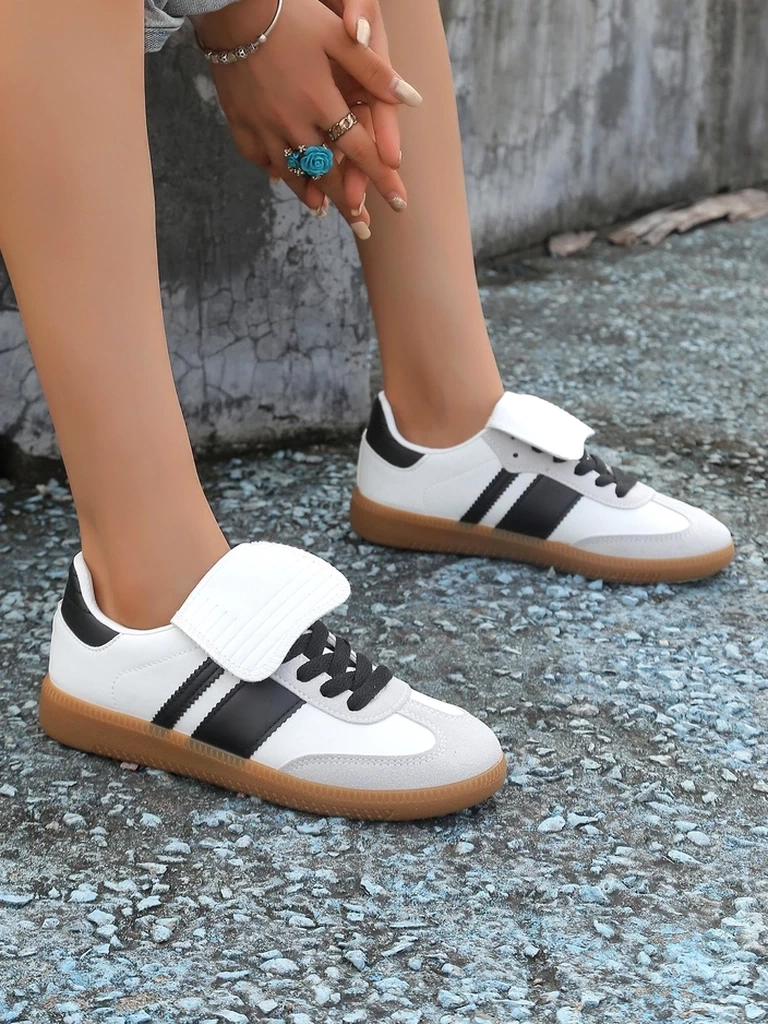 Resti Women's Sports Sneakers Ensire