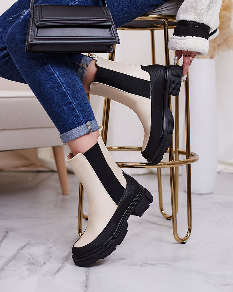 Resti Women&#039;s boots in black Opialla