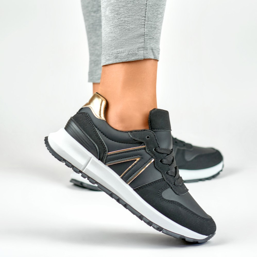 primohurt Czarne sneakersy damskie ze złotym dodatkiem