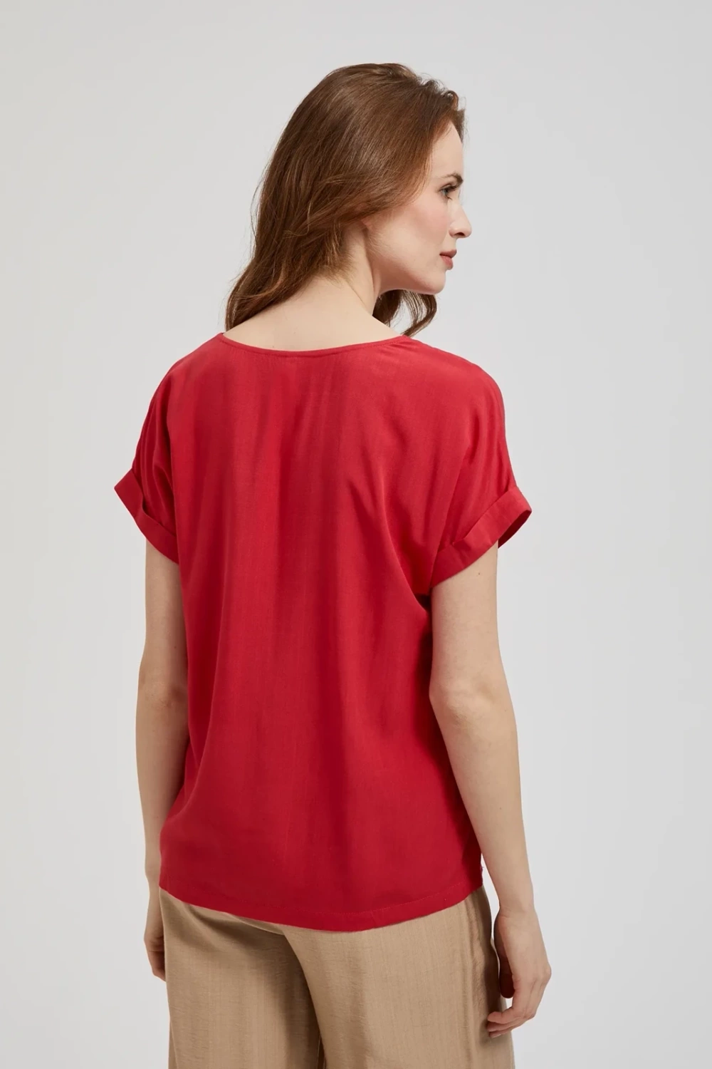 Women's blouse with V-neck MOODO - red