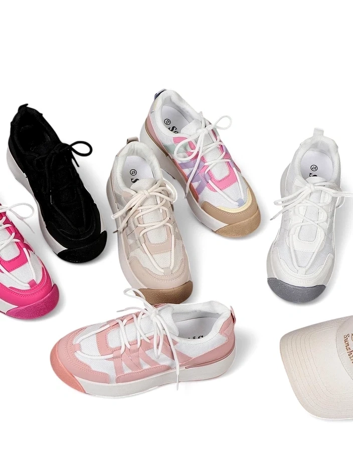 Resti Women's sports sneakers Clevsa
