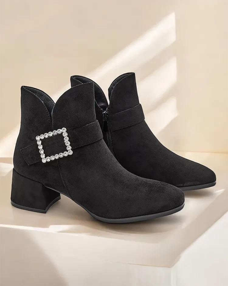 Resti Women&#039;s ankle boots with low heel Vetti