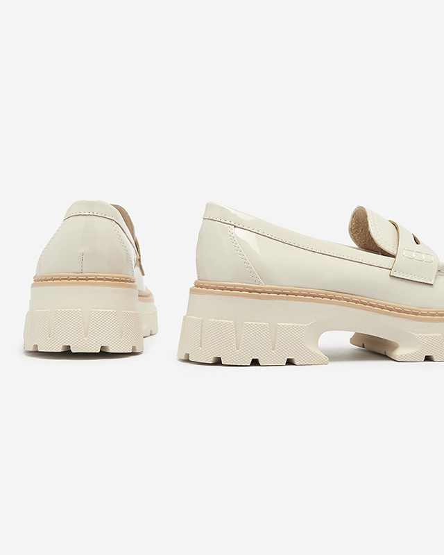 Resti Beige lacquered moccasins for women Mewira - Footwear