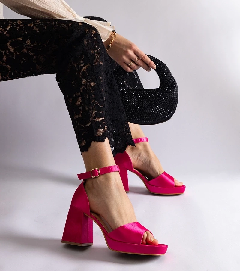 Gemre Sandale roz din satin cu toc masiv Saucedo