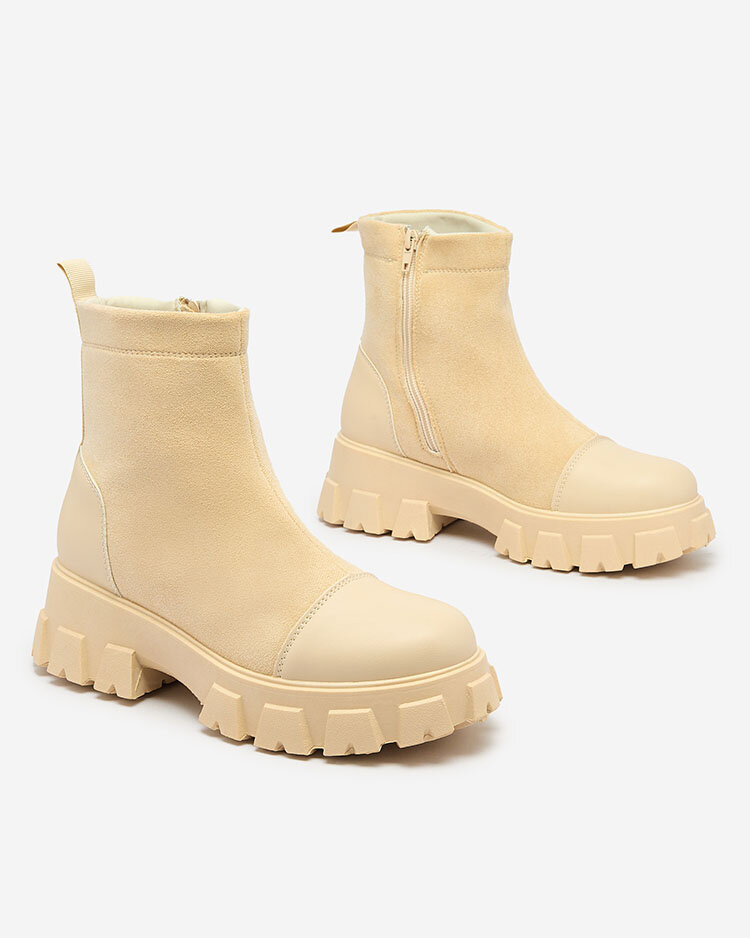 Resti Women&#039;s flat heeled boots in cream color Leffoi