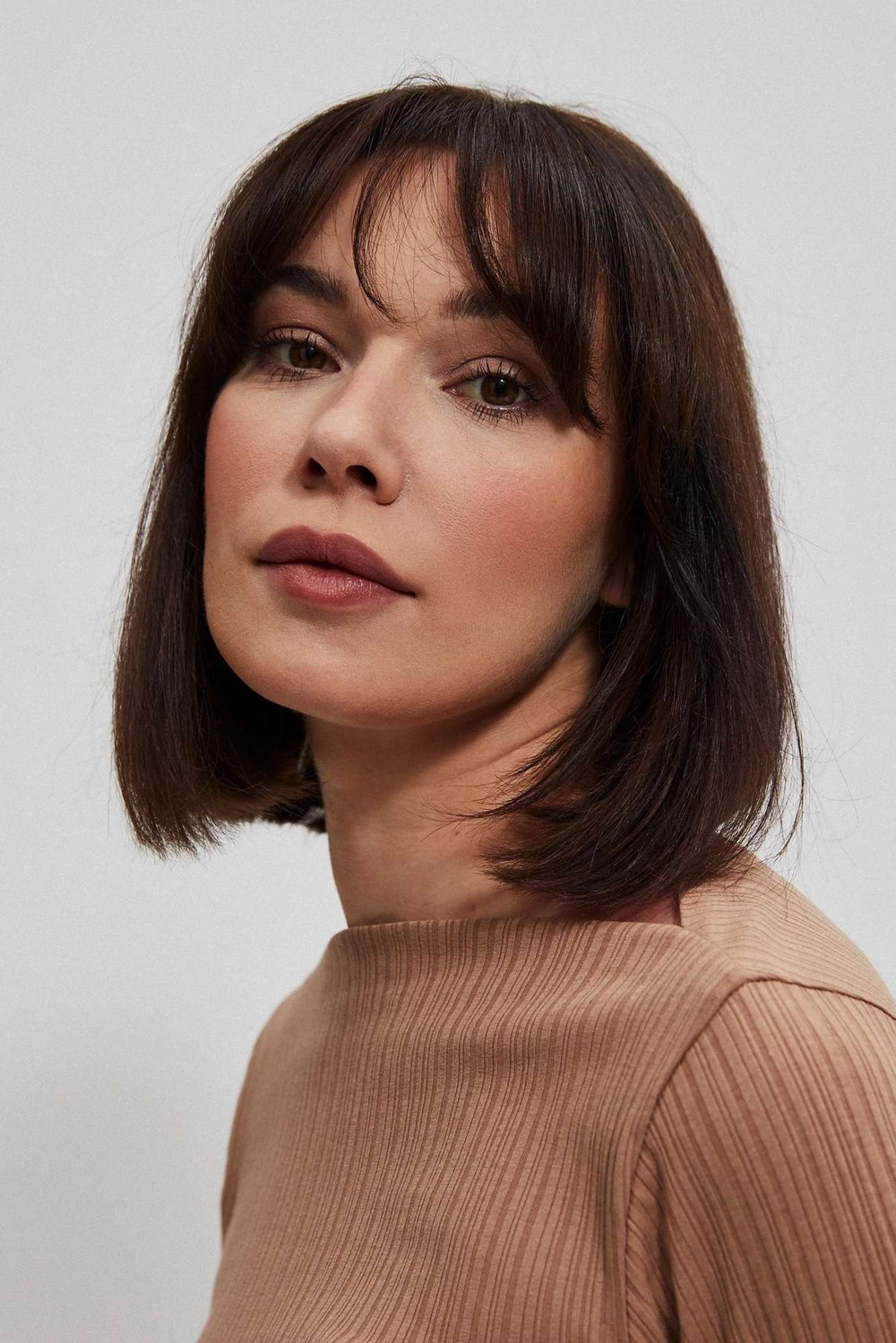 Fitted women's blouse