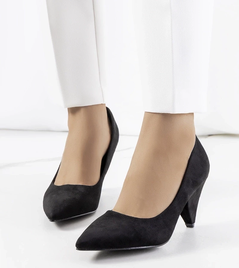 D/CEO Silver pumps Lepley