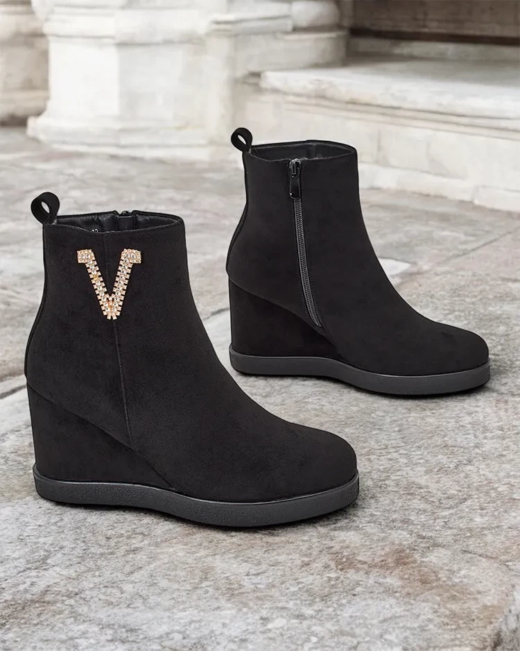Resti Nerias women's boots on heels