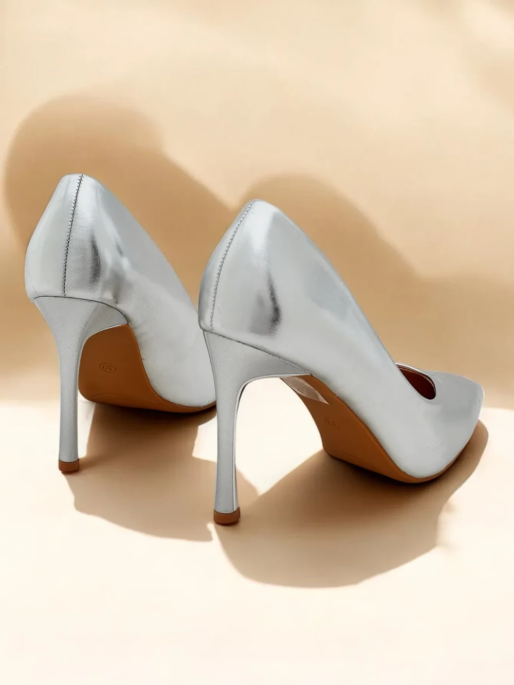 Resti Women&#039;s classic stiletto heels in a pointed style Doemi