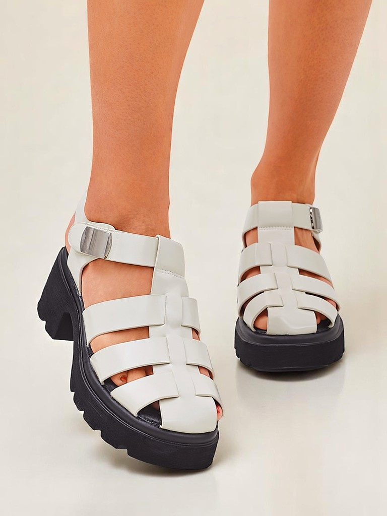 Resti Royal Fashion Women's Roman-style Bratz sandals