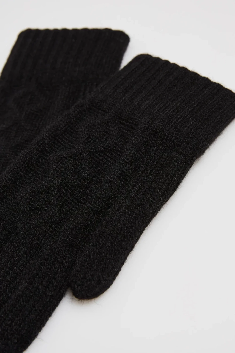 Marisse Women&#039;s Gloves Z-Re-4503 Black