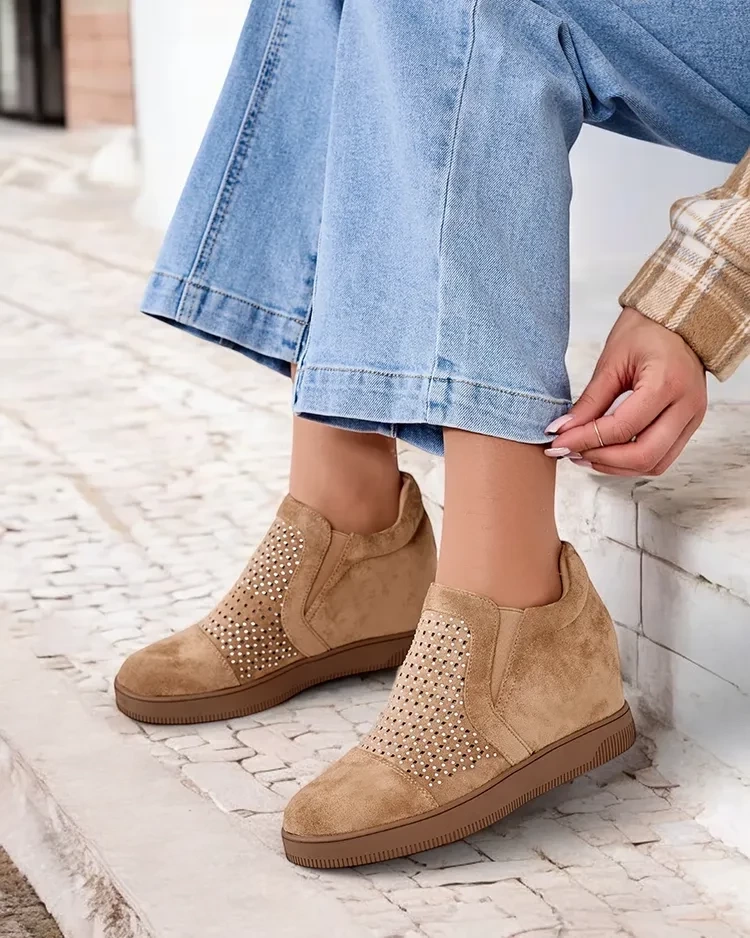 Resti Women's sports shoes on anchor Entess