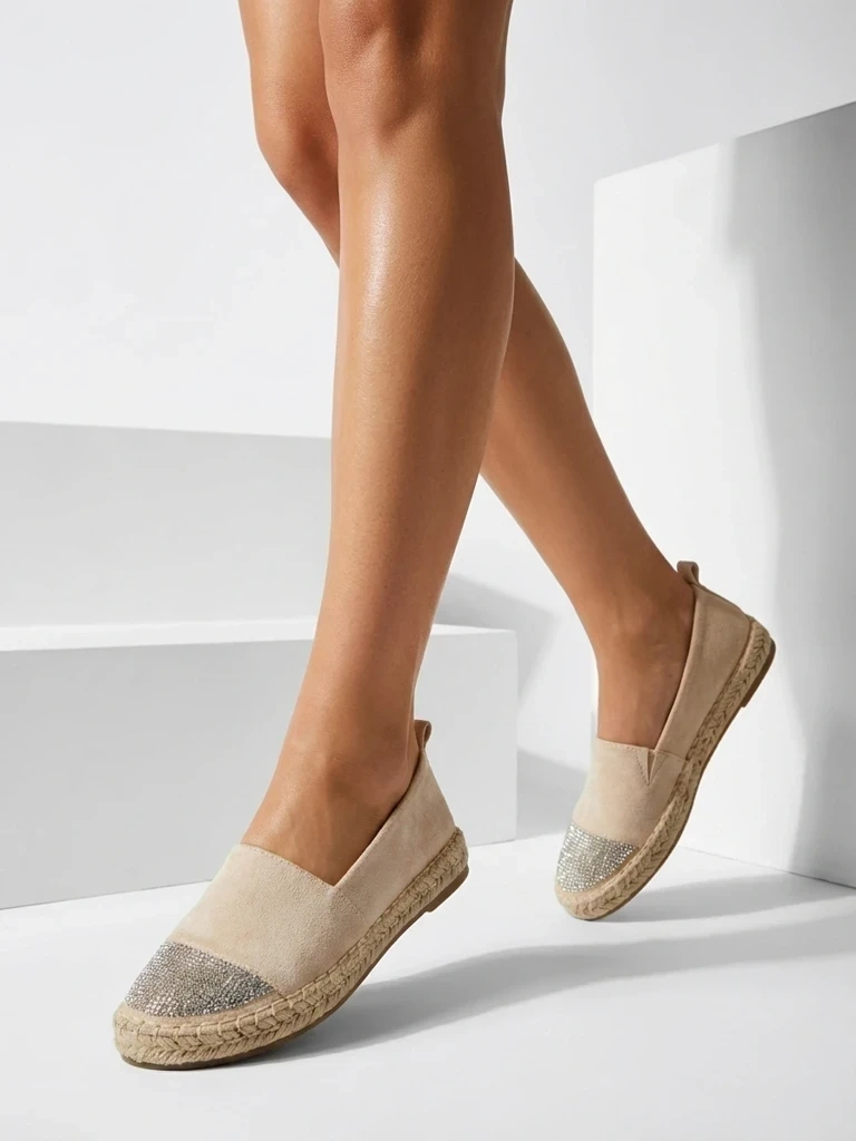 Дамски еспадрили с камъни Avira