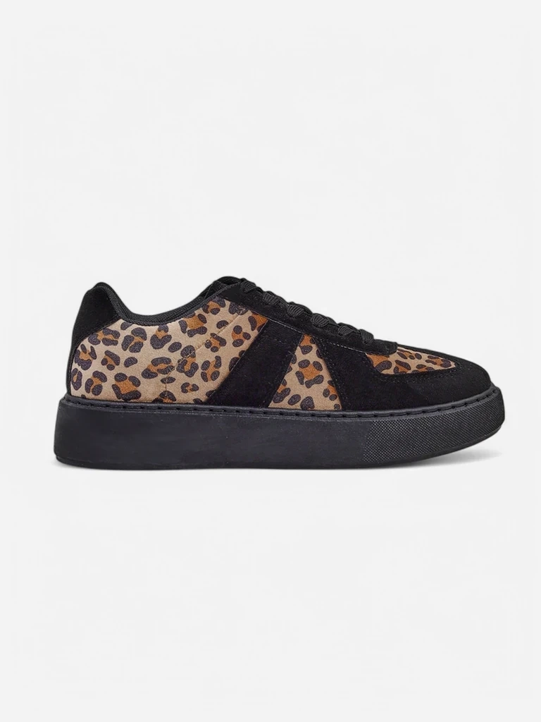 Resti Women's sporty sneakers with a leopard print Big Cat