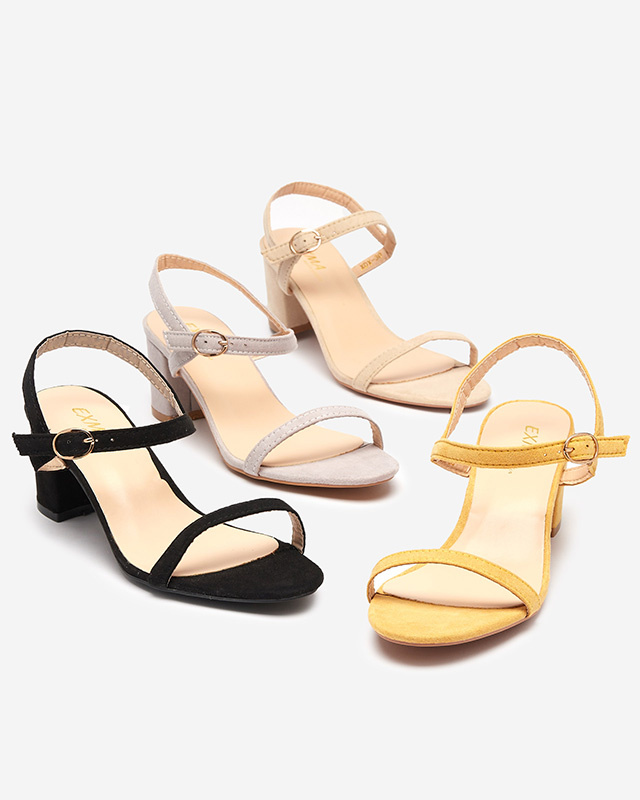 Resti Women's sandals on a post in yellow Usopi - Footwear