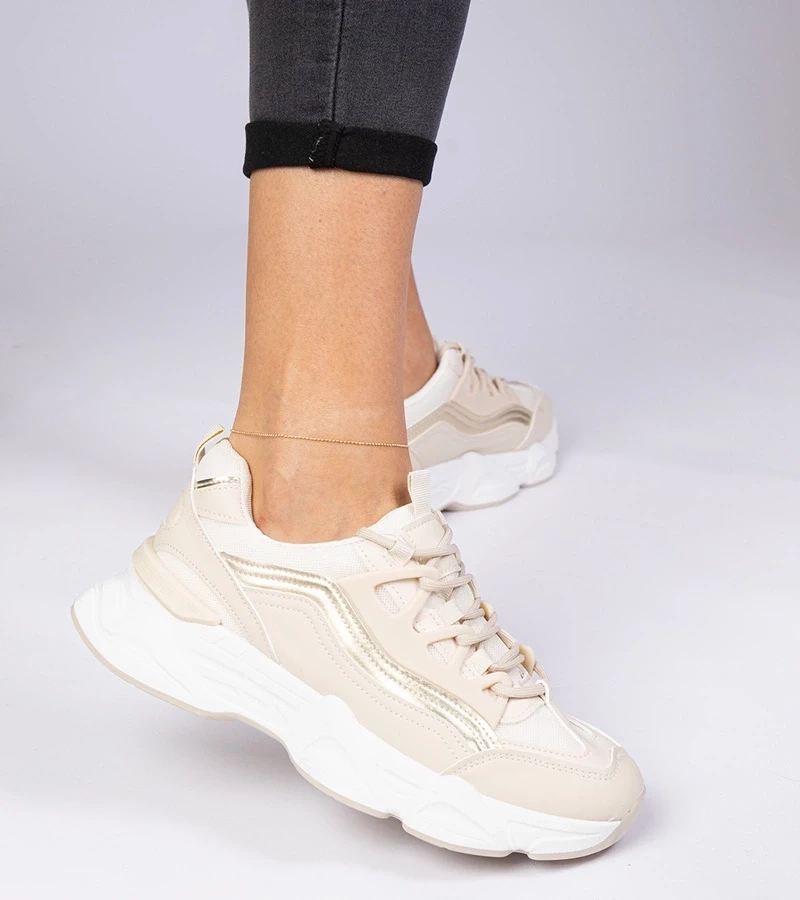 Gemre Adidași bej pentru femei cu detaliu auriu Kella