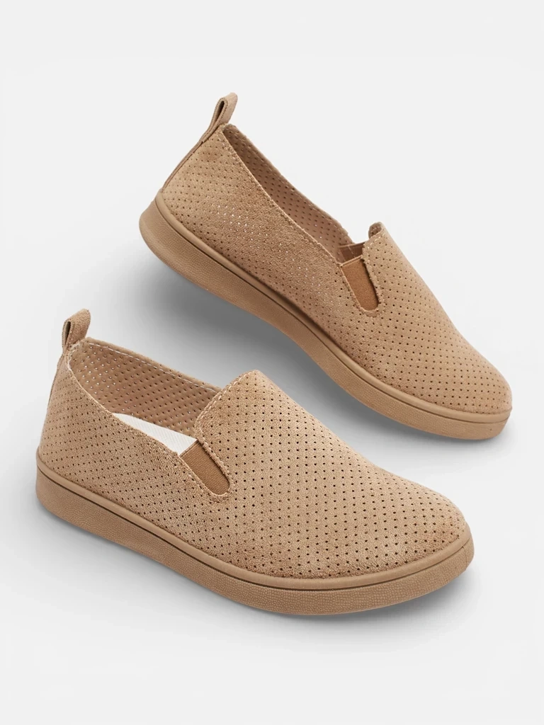 Dámske slip-on topánky Resti Openwork