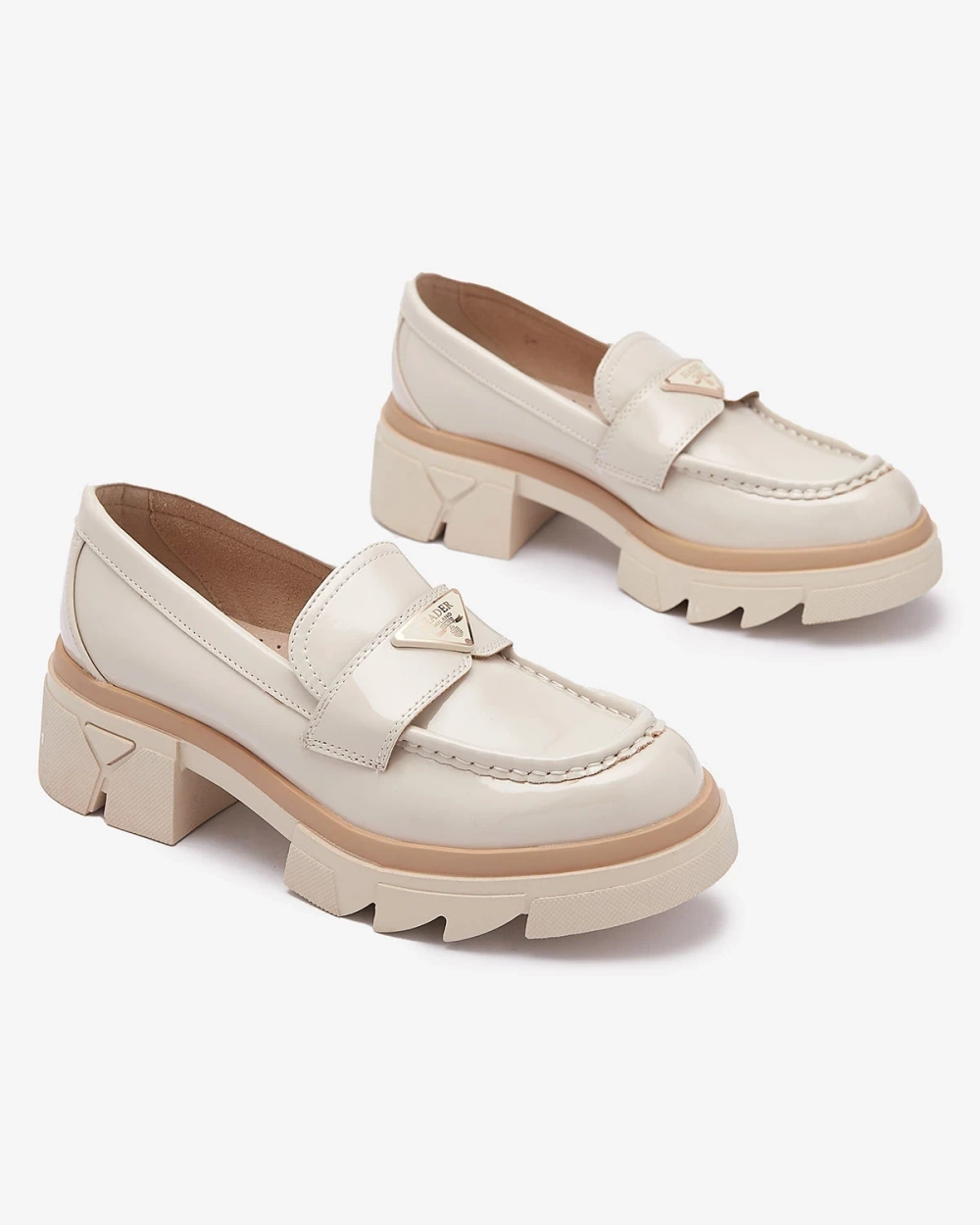 Resti Lacquered women&#039;s beige moccasins with decoration Sarix - Footwear