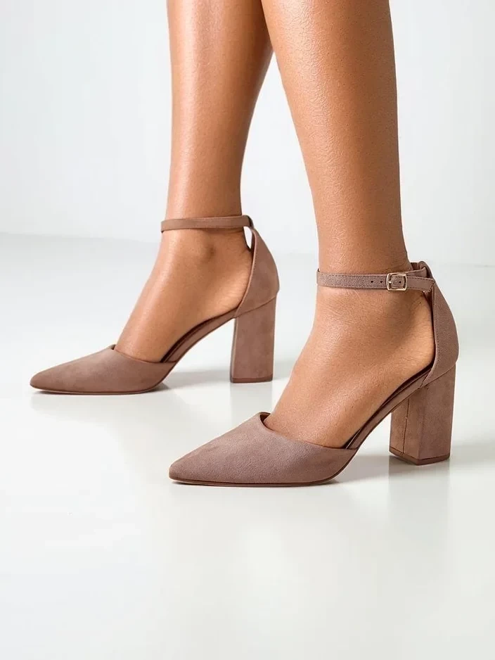 Resti Women's eco-suede pumps Caldeno
