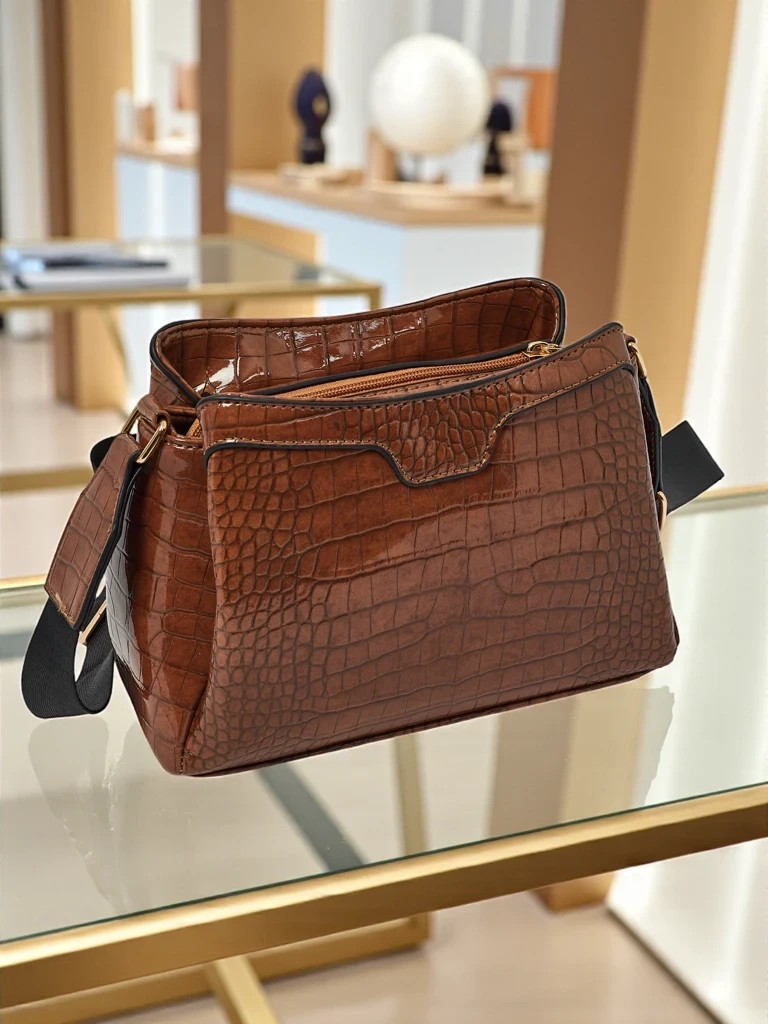 Resti Patent Leather Small Women's Eco-Leather Bag Midnight Fern