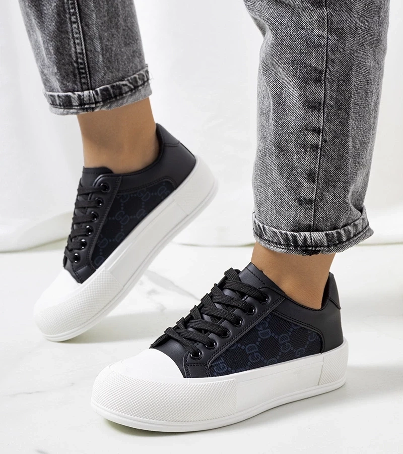 D/CEO Beige trainers Venancia