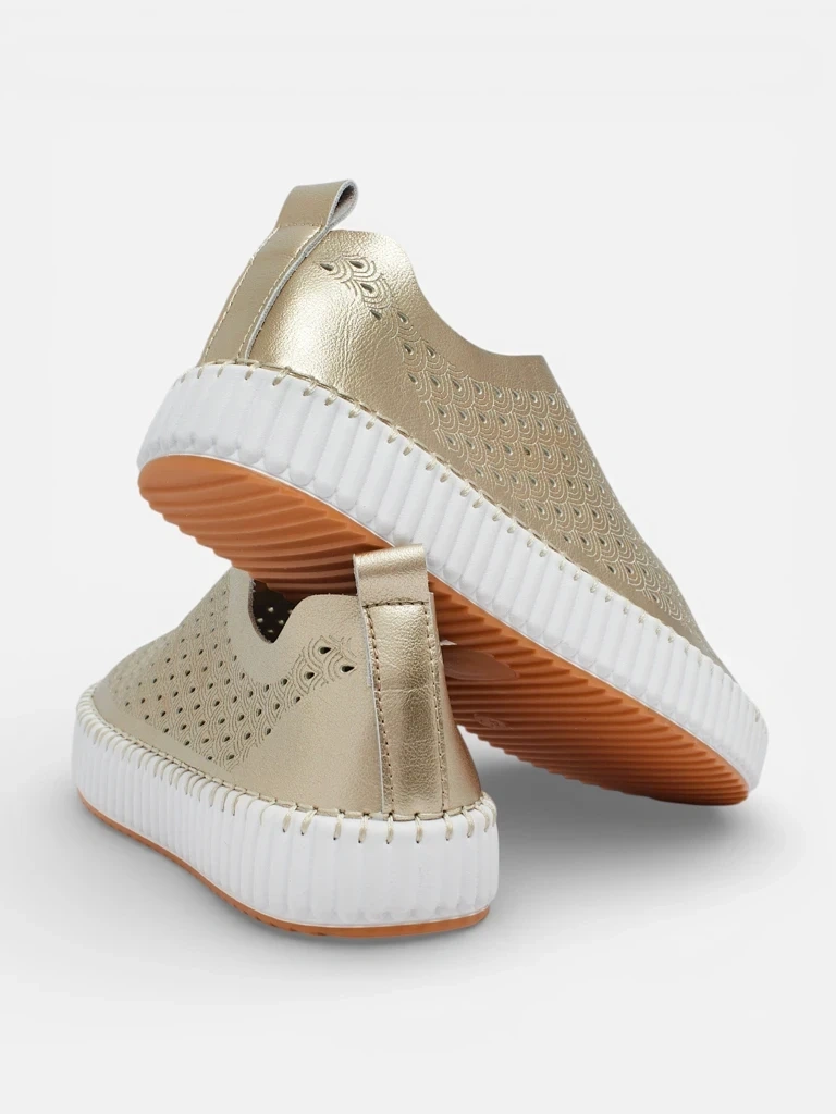 Dámske slip-on topánky Resti Rovira