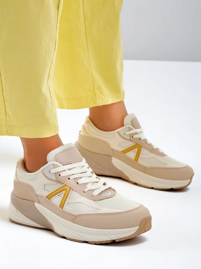 Resti Sports sneakers for women with thicker soles Moderax