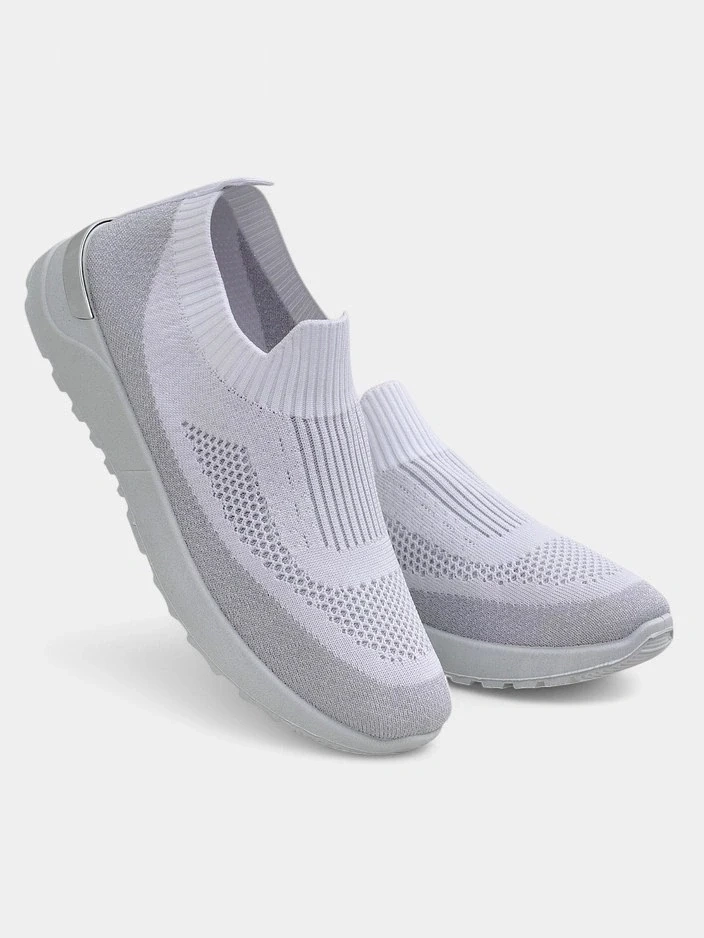 Resti Womens slip-on fabric sports shoes Terrifa