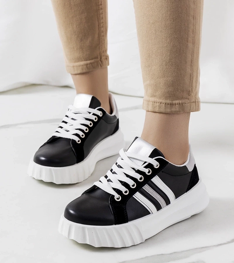 Gemre Pantofi sport cu platformă neagră de Prinsep