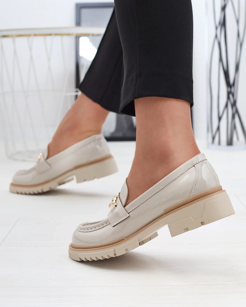 Resti Beige lacquered women&#039;s moccasins with chain Sotella - Footwear