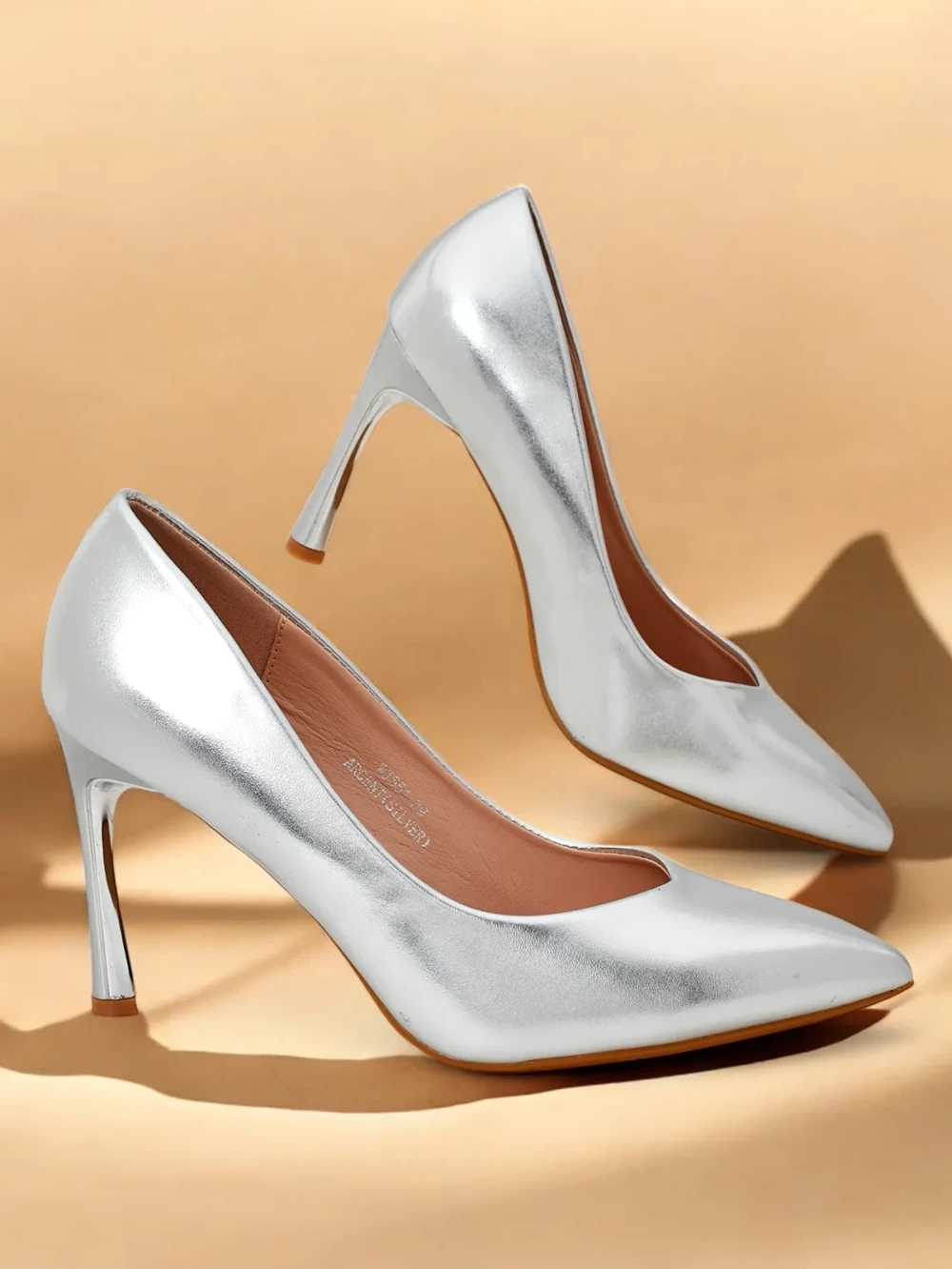 Resti Women&#039;s classic stiletto heels in a pointed style Doemi