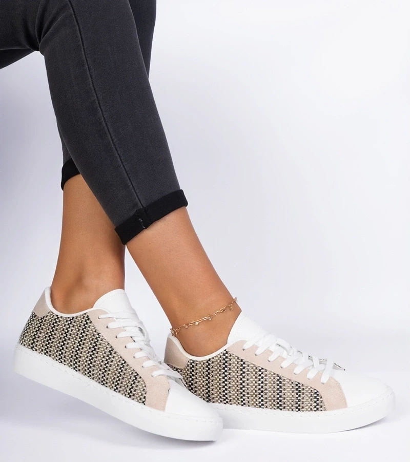 Gemre Adidași bej pentru femei din material Bellisio