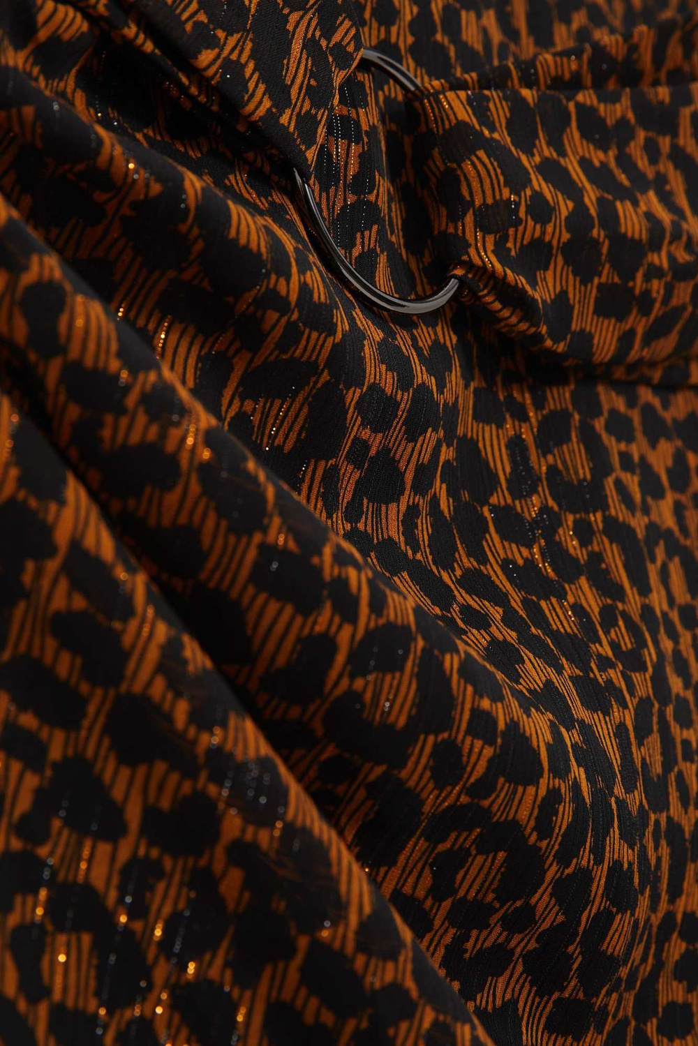 Skirt with print and metallic thread