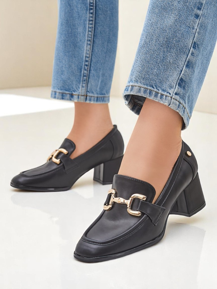 Resti Royal Fashion Women&#039;s Low-Heeled Kamelia Loafers