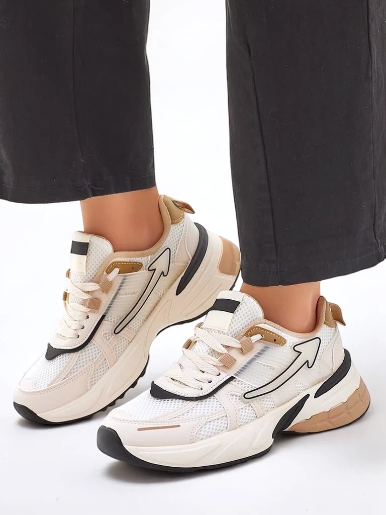 Resti Women's sporty sneakers with thicker sole Beysa
