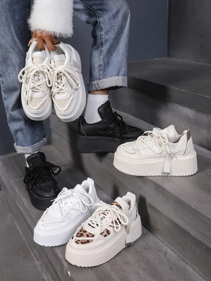Resti Sports sneakers for women on a platform Aeroll