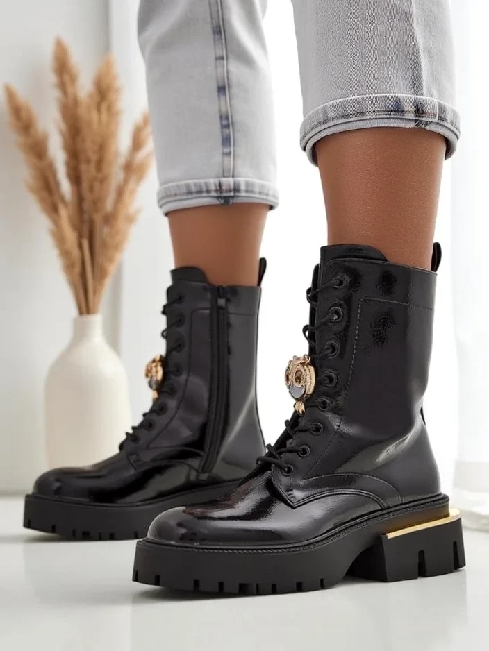 Resti Women's patent leather worker ankle boots Tesiolle