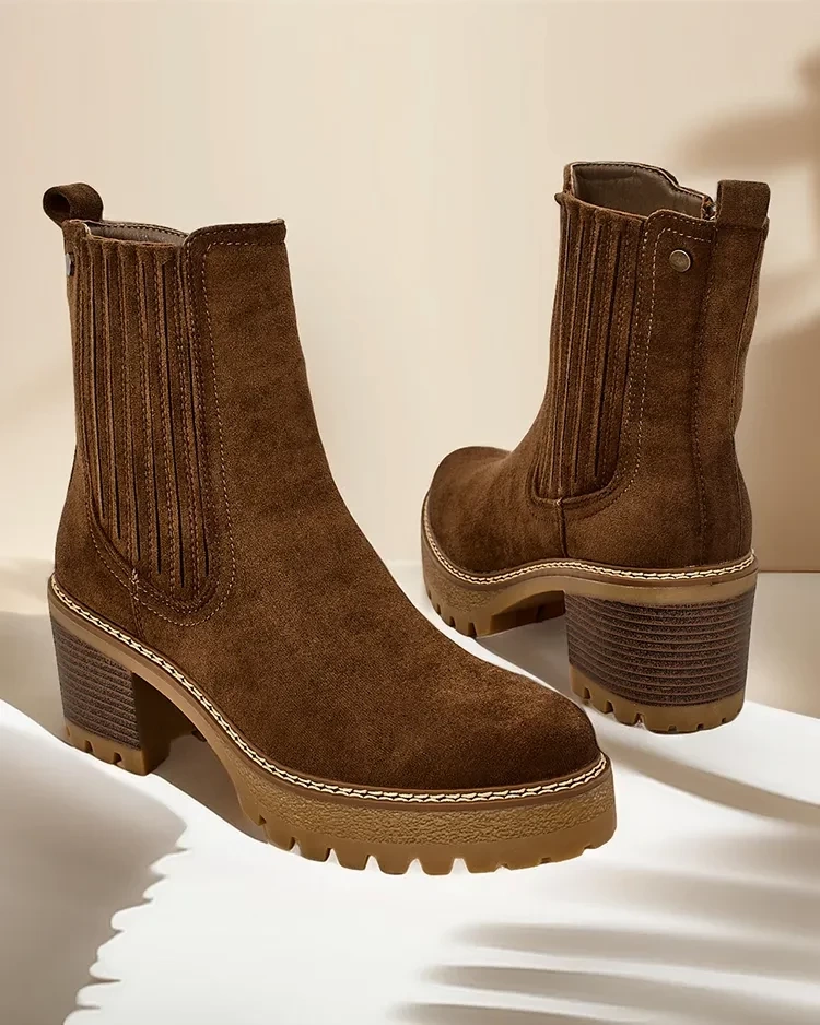 Resti Eco-suede women's ankle boots on a pillar Segiag