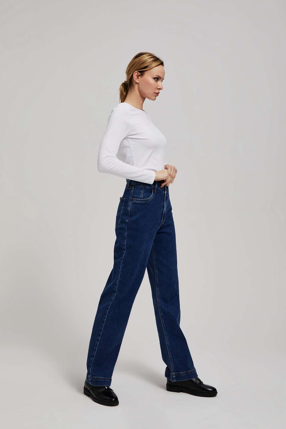 blugi cu picioare largi