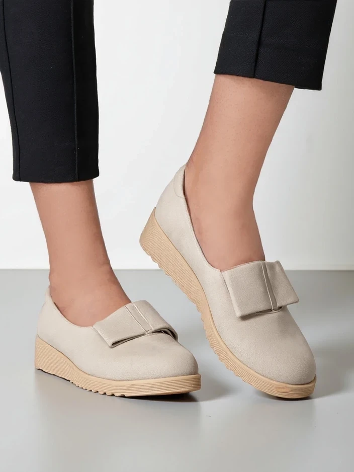 Resti Ladies&#039; moccasins on a low wedge Qomman