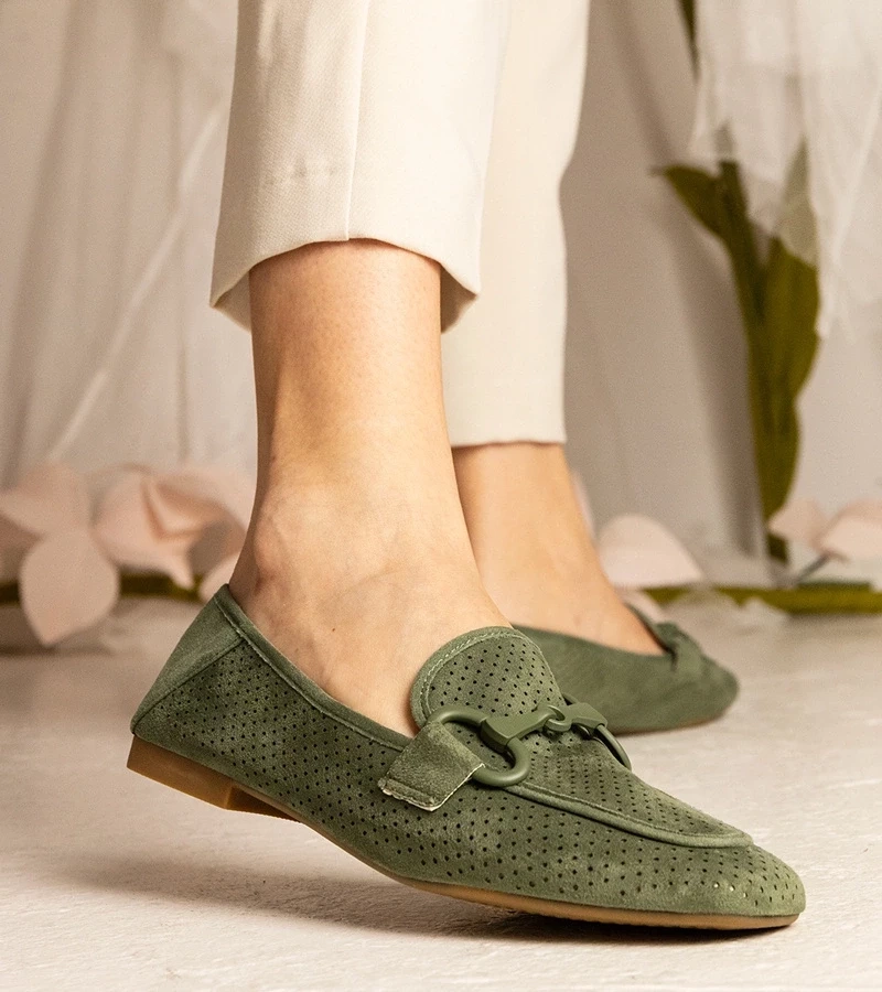 UR/CEO Green perforated women&#039;s moccasins with decoration Mensory
