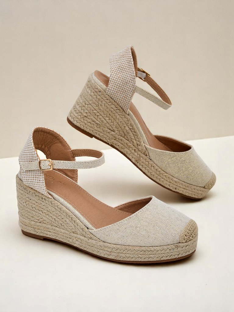 Resti Baylaa women’s backless wedge sandals