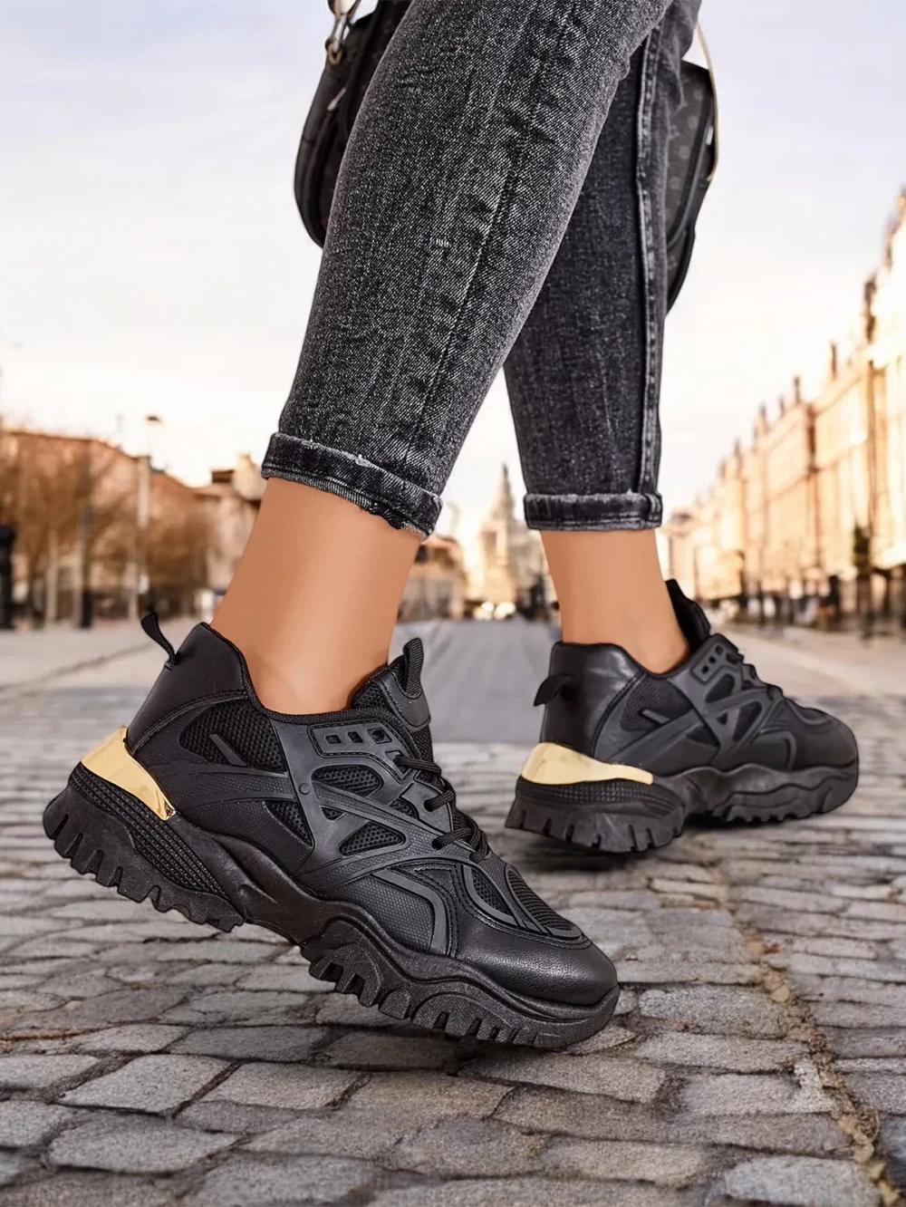 Resti Women's sports sneakers Settset