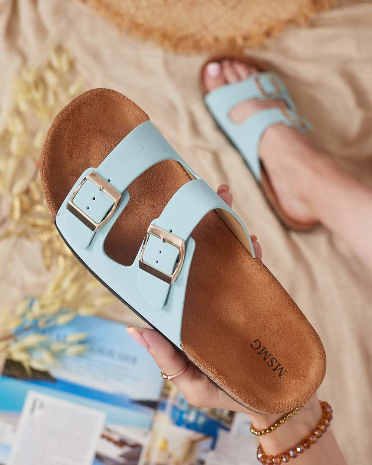 Dámské pantofle s ozdobnými přezkami