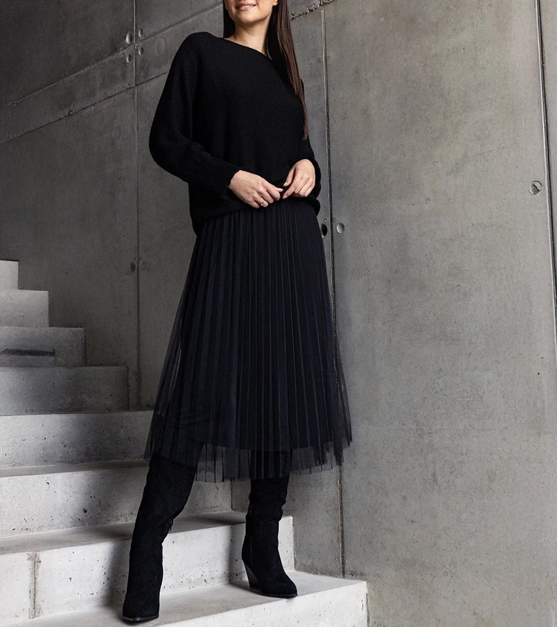 UR/CEO Black knit set with tulle dress and cardigan Sorenla