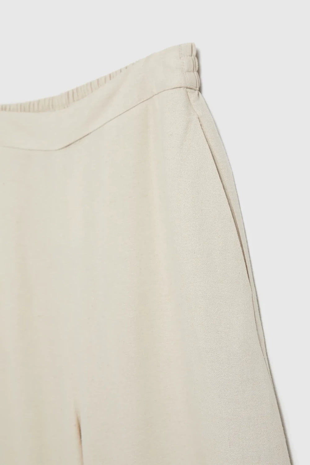 Women's linen trousers MOODO - beige
