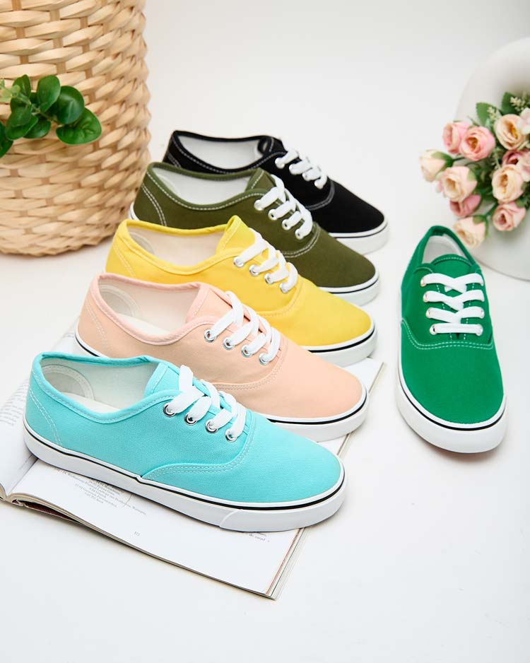 Resti Women's Selotio Sneakers